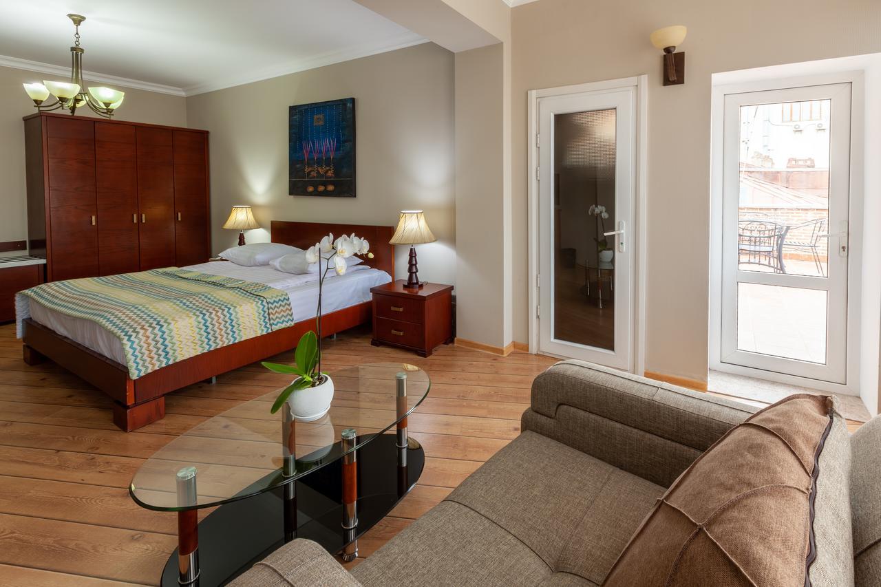 Penthouse Hotel Тбілісі Екстер'єр фото