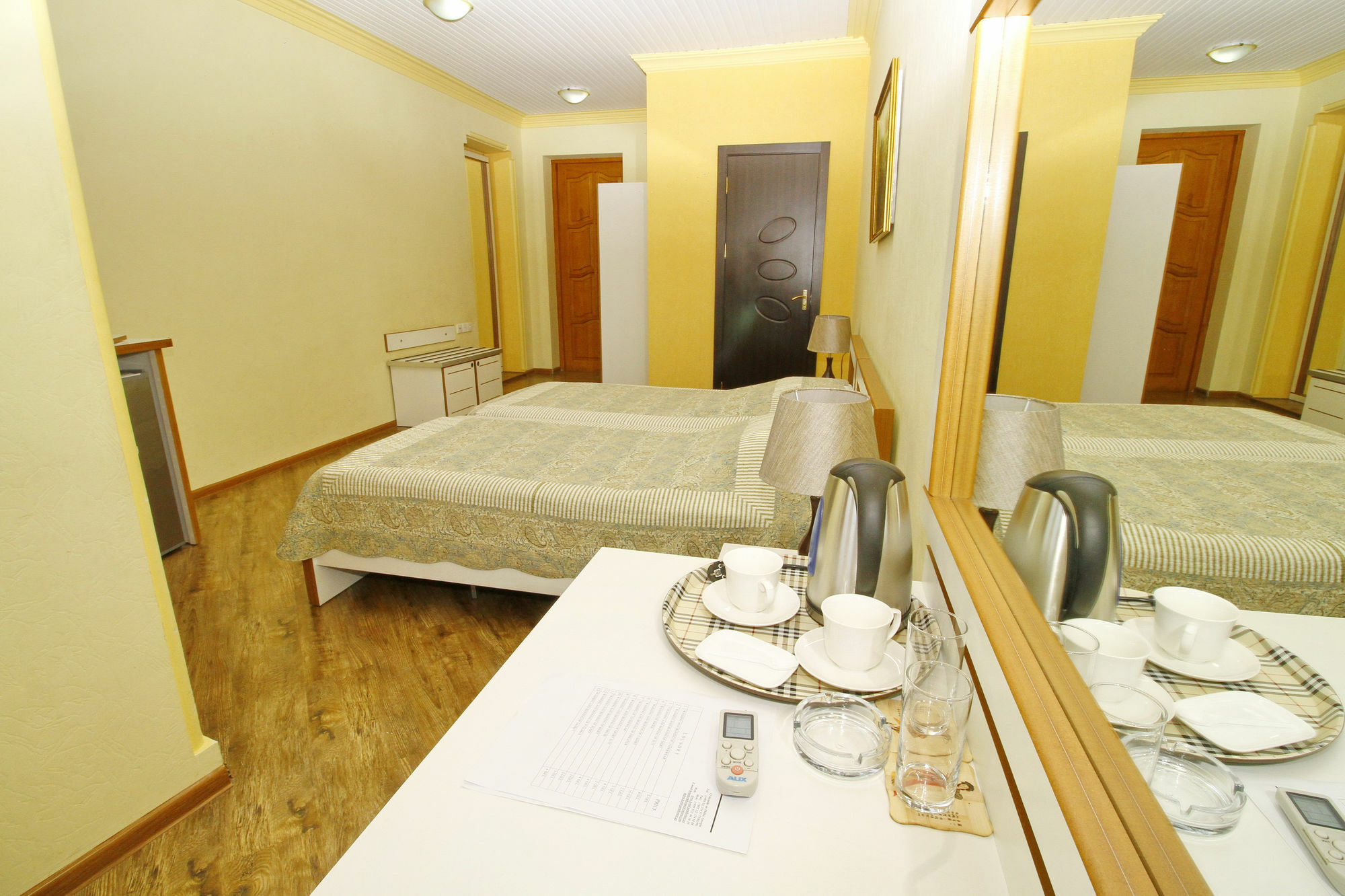 Penthouse Hotel Тбілісі Екстер'єр фото